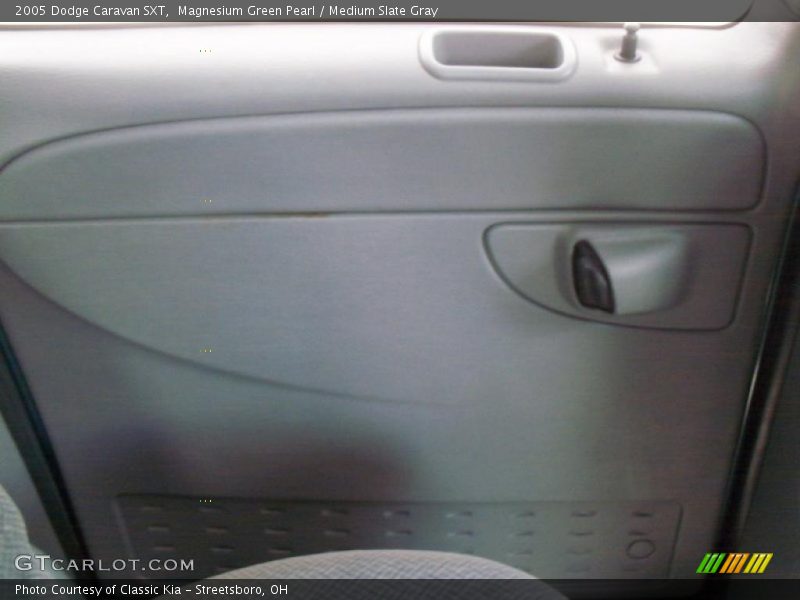 Magnesium Green Pearl / Medium Slate Gray 2005 Dodge Caravan SXT