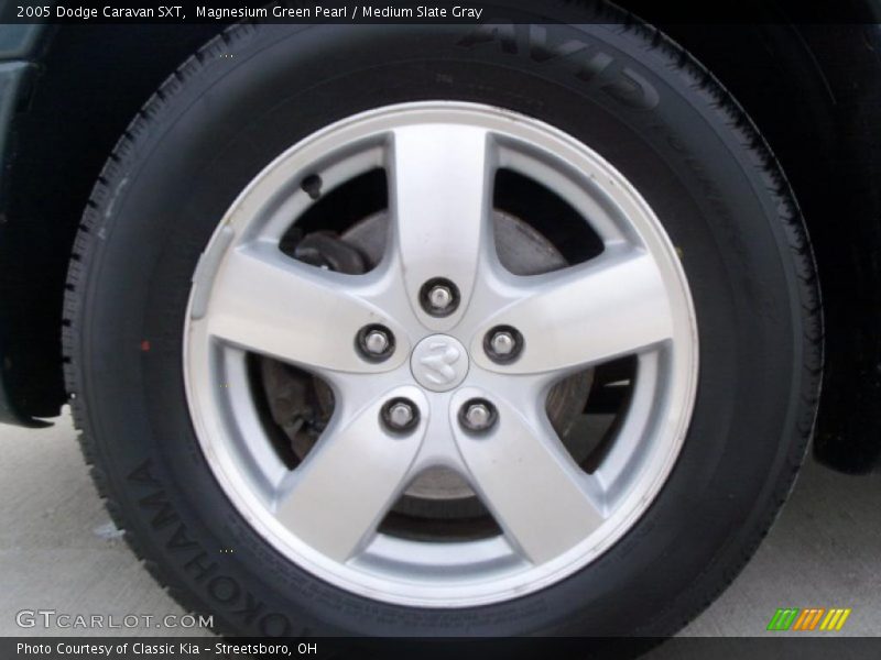 Magnesium Green Pearl / Medium Slate Gray 2005 Dodge Caravan SXT