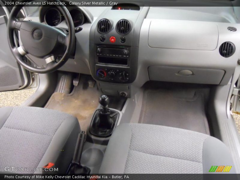 Dashboard of 2004 Aveo LS Hatchback
