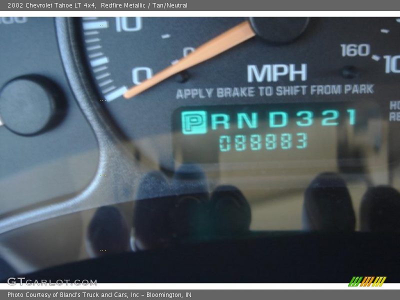 Redfire Metallic / Tan/Neutral 2002 Chevrolet Tahoe LT 4x4