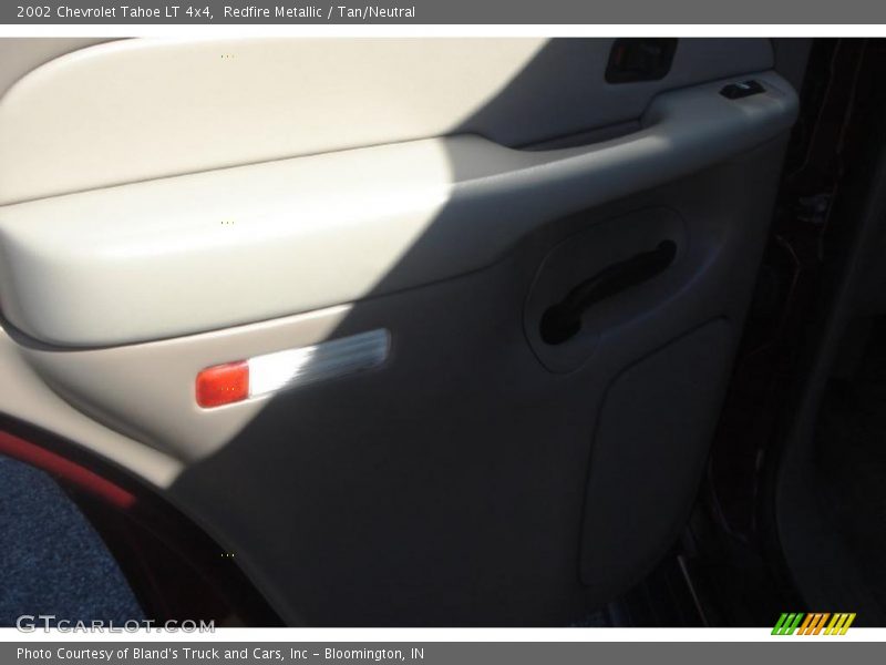 Redfire Metallic / Tan/Neutral 2002 Chevrolet Tahoe LT 4x4