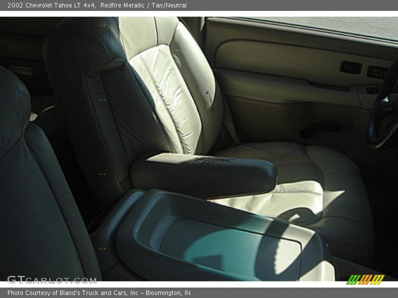 Redfire Metallic / Tan/Neutral 2002 Chevrolet Tahoe LT 4x4