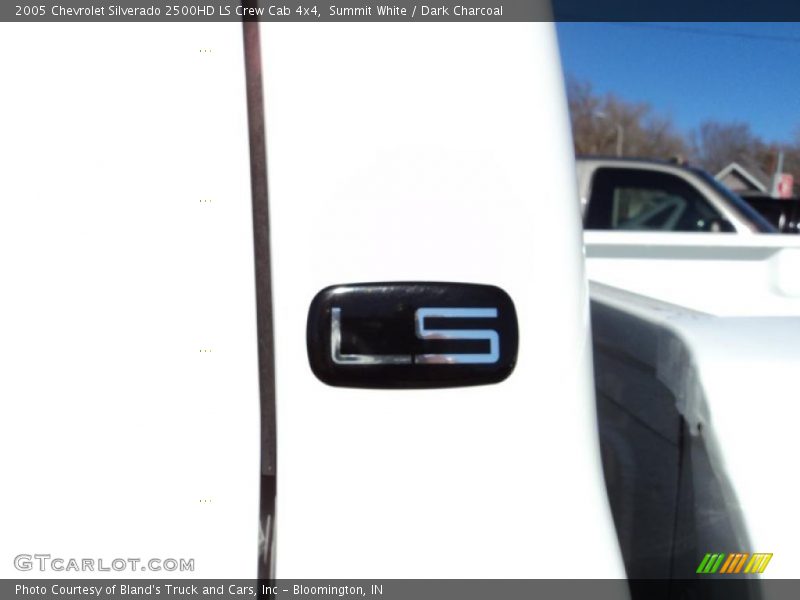  2005 Silverado 2500HD LS Crew Cab 4x4 Logo