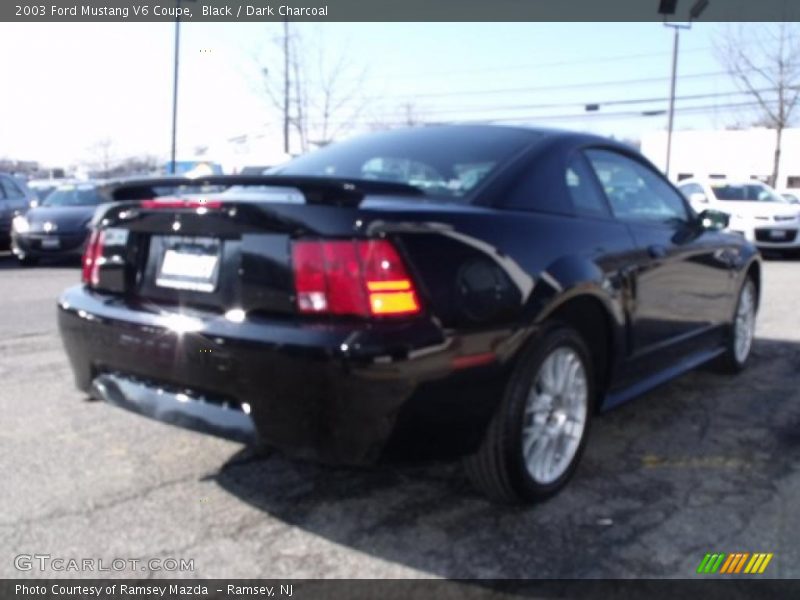 Black / Dark Charcoal 2003 Ford Mustang V6 Coupe