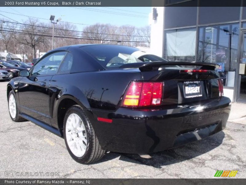 Black / Dark Charcoal 2003 Ford Mustang V6 Coupe