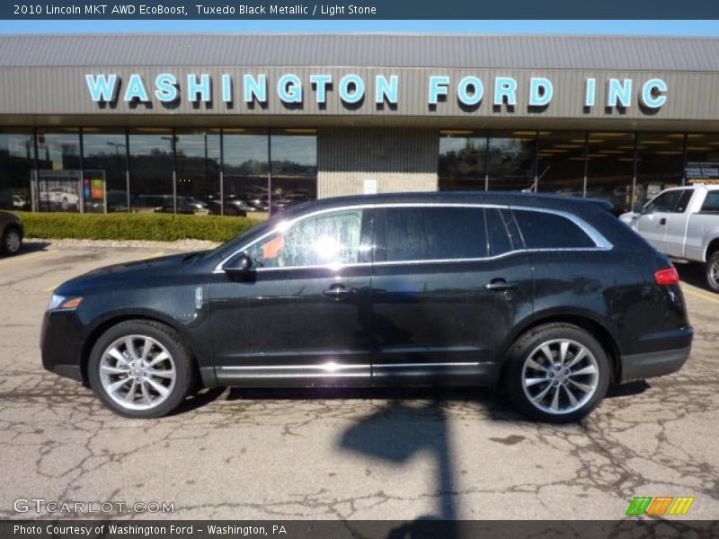 Tuxedo Black Metallic / Light Stone 2010 Lincoln MKT AWD EcoBoost