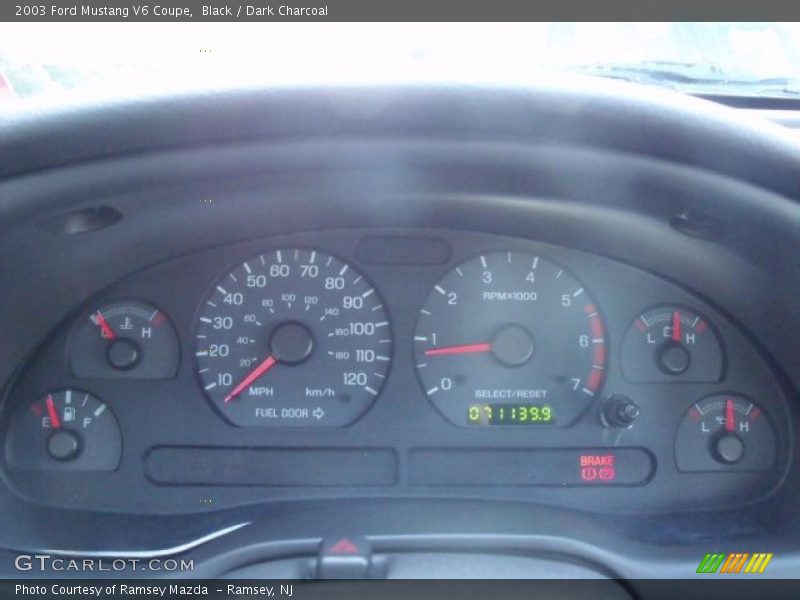 Black / Dark Charcoal 2003 Ford Mustang V6 Coupe