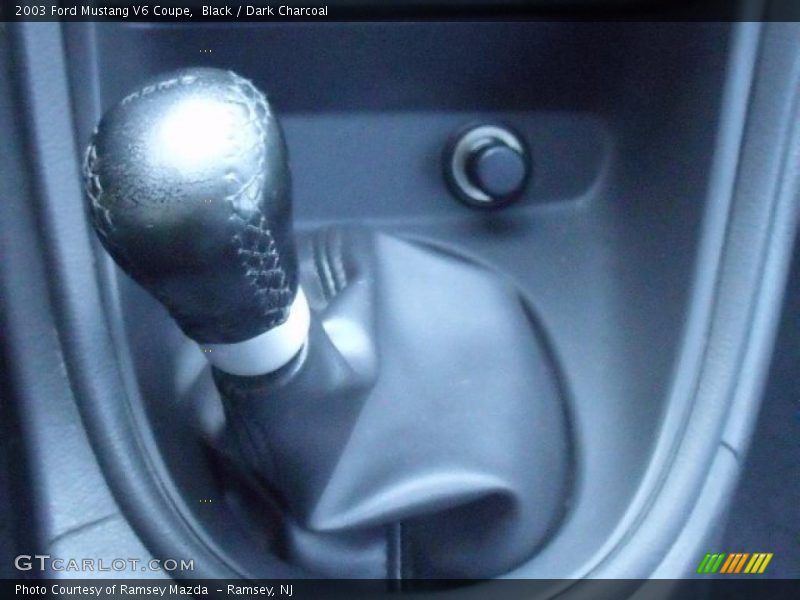  2003 Mustang V6 Coupe 5 Speed Manual Shifter