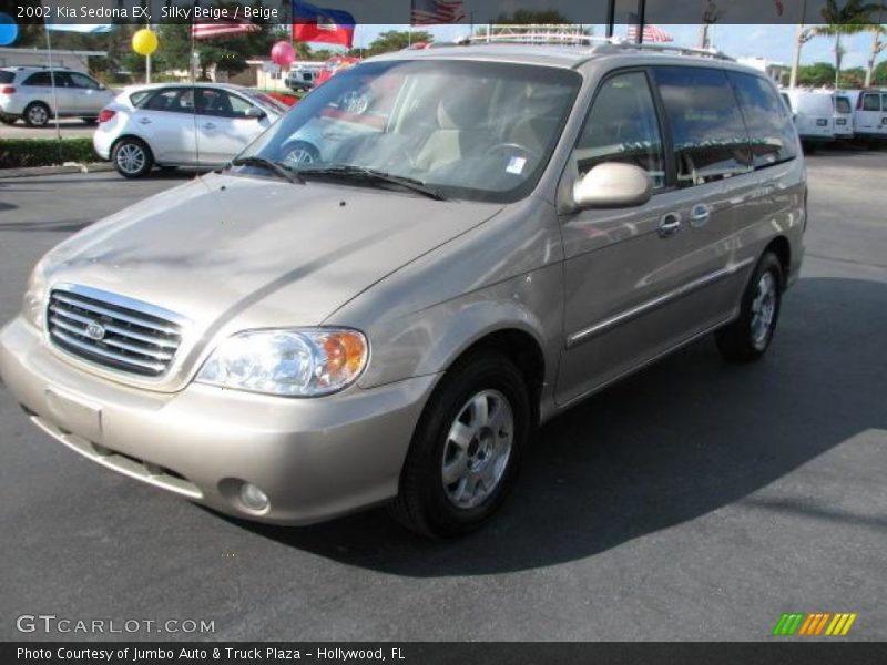 Silky Beige / Beige 2002 Kia Sedona EX