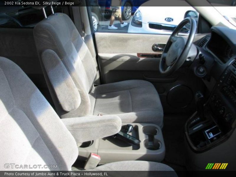 Silky Beige / Beige 2002 Kia Sedona EX