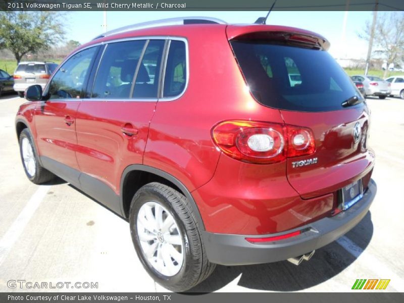  2011 Tiguan SE Wild Cherry Metallic