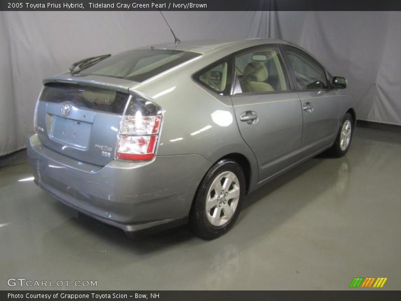 Tideland Gray Green Pearl / Ivory/Brown 2005 Toyota Prius Hybrid