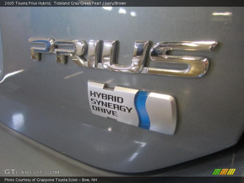 Tideland Gray Green Pearl / Ivory/Brown 2005 Toyota Prius Hybrid