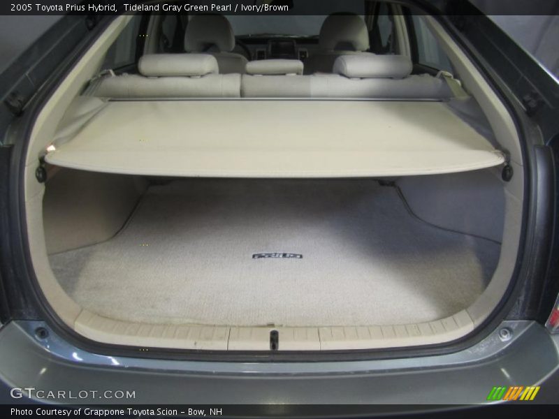  2005 Prius Hybrid Trunk