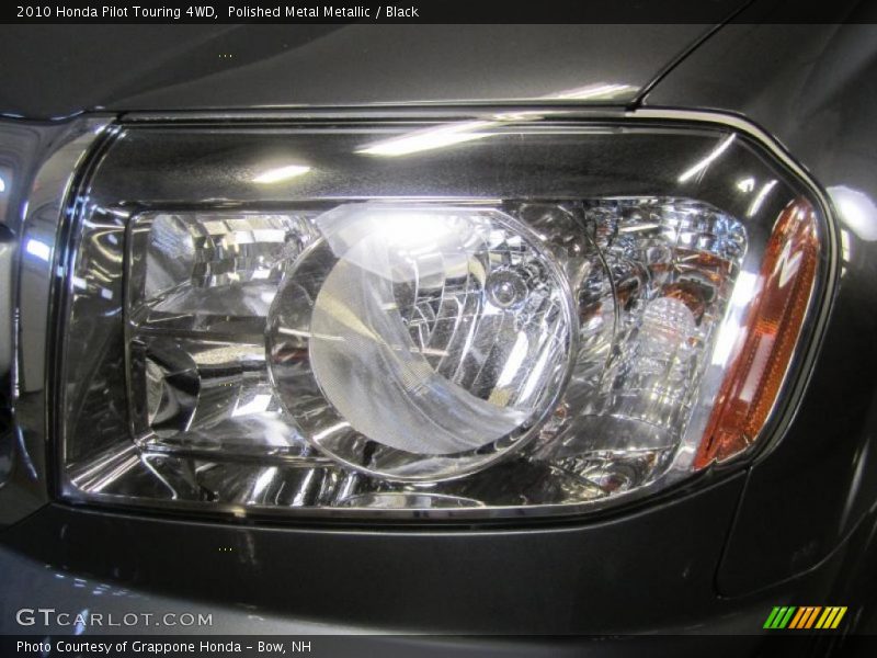 Polished Metal Metallic / Black 2010 Honda Pilot Touring 4WD