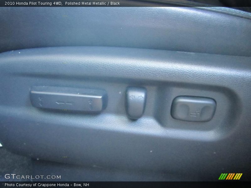 Polished Metal Metallic / Black 2010 Honda Pilot Touring 4WD