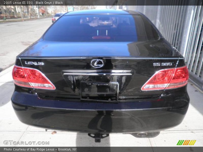 Black Onyx / Black 2005 Lexus ES 330