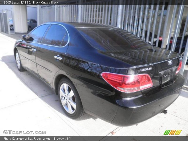 Black Onyx / Black 2005 Lexus ES 330