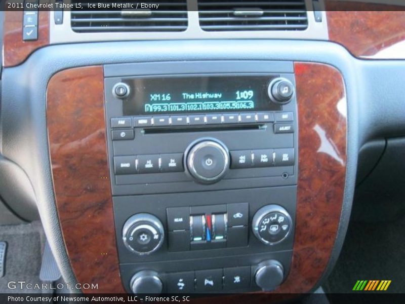 Controls of 2011 Tahoe LS