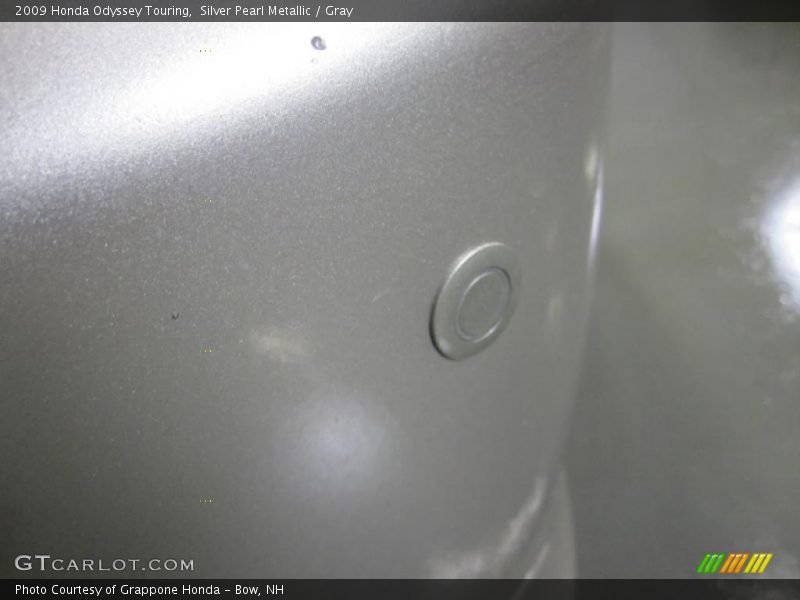 Silver Pearl Metallic / Gray 2009 Honda Odyssey Touring