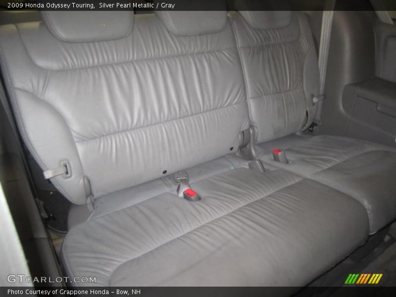 Silver Pearl Metallic / Gray 2009 Honda Odyssey Touring
