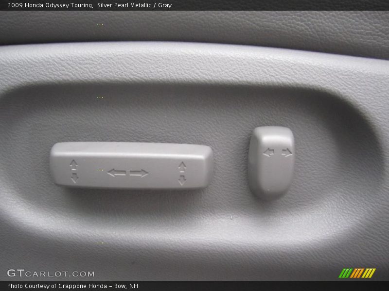 Silver Pearl Metallic / Gray 2009 Honda Odyssey Touring