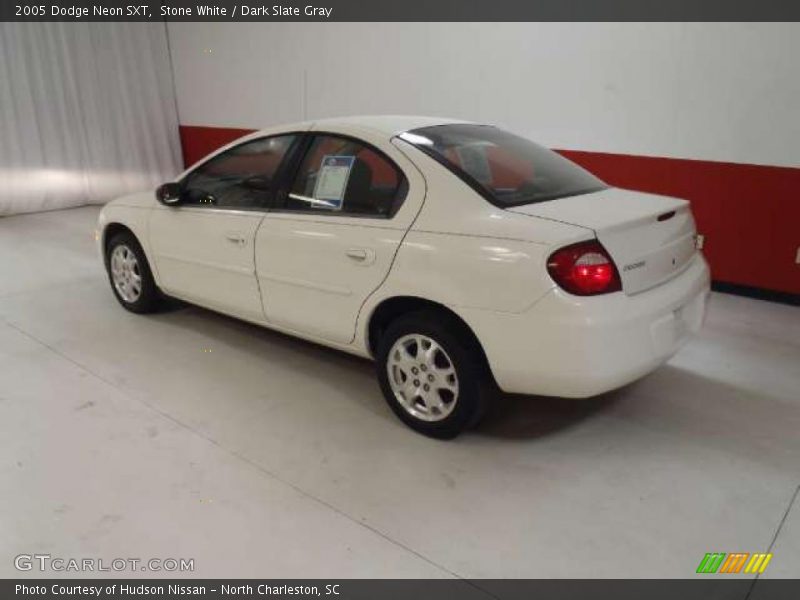 Stone White / Dark Slate Gray 2005 Dodge Neon SXT