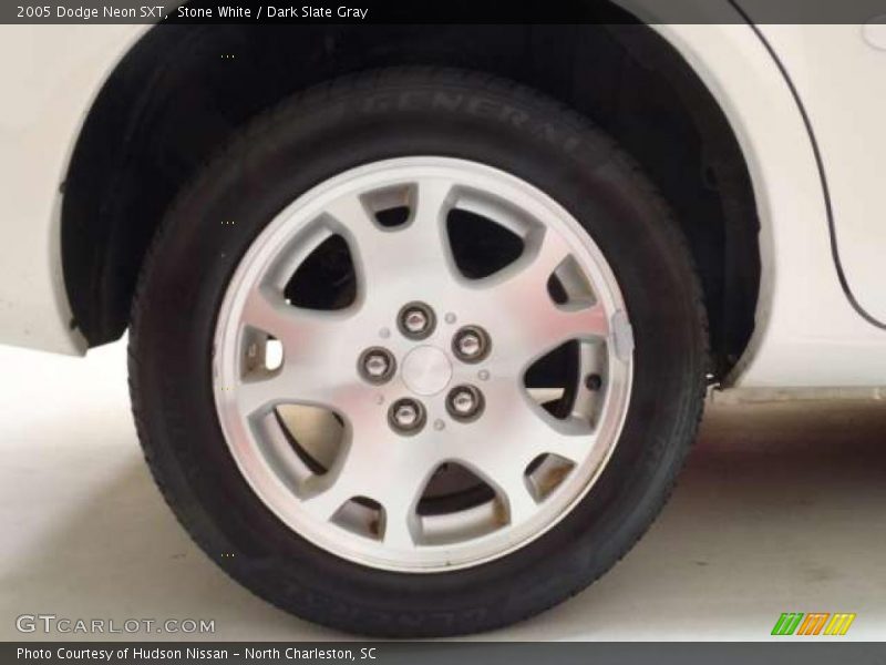 Stone White / Dark Slate Gray 2005 Dodge Neon SXT