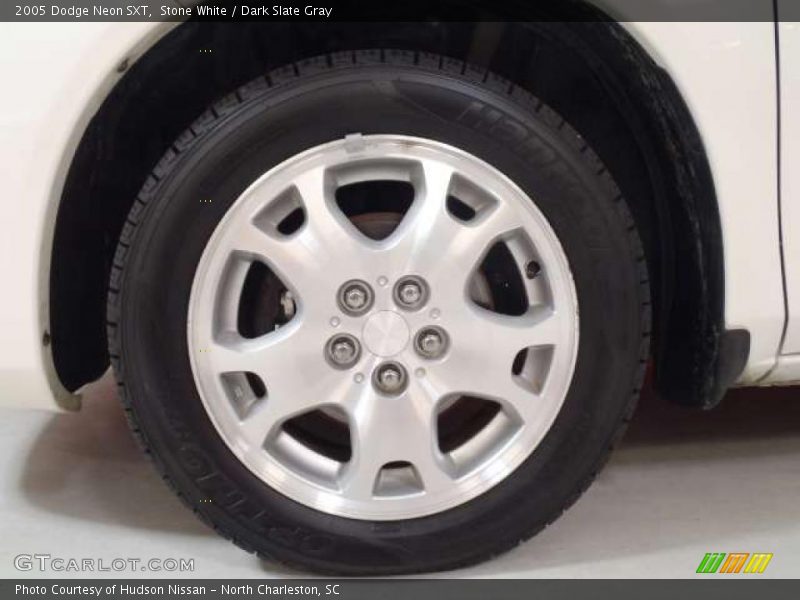 Stone White / Dark Slate Gray 2005 Dodge Neon SXT
