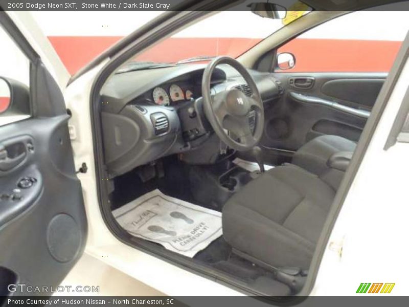 Stone White / Dark Slate Gray 2005 Dodge Neon SXT