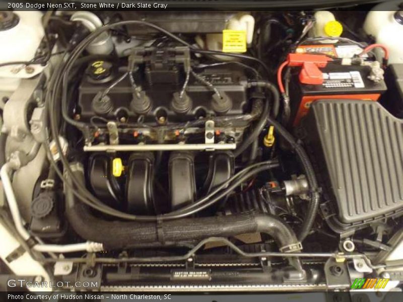 Stone White / Dark Slate Gray 2005 Dodge Neon SXT