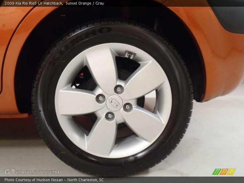 Sunset Orange / Gray 2009 Kia Rio Rio5 LX Hatchback