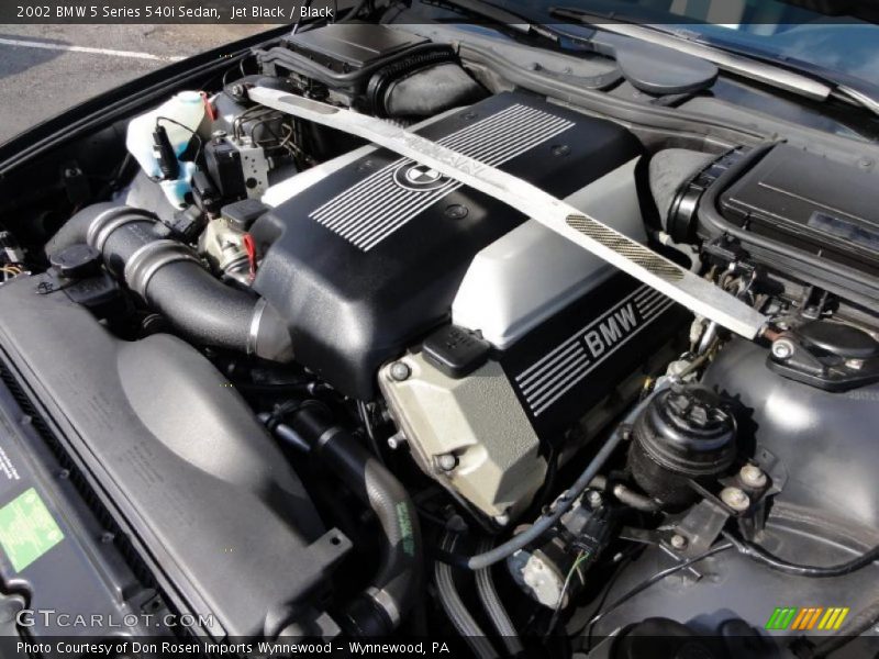  2002 5 Series 540i Sedan Engine - 4.4L DOHC 32V V8