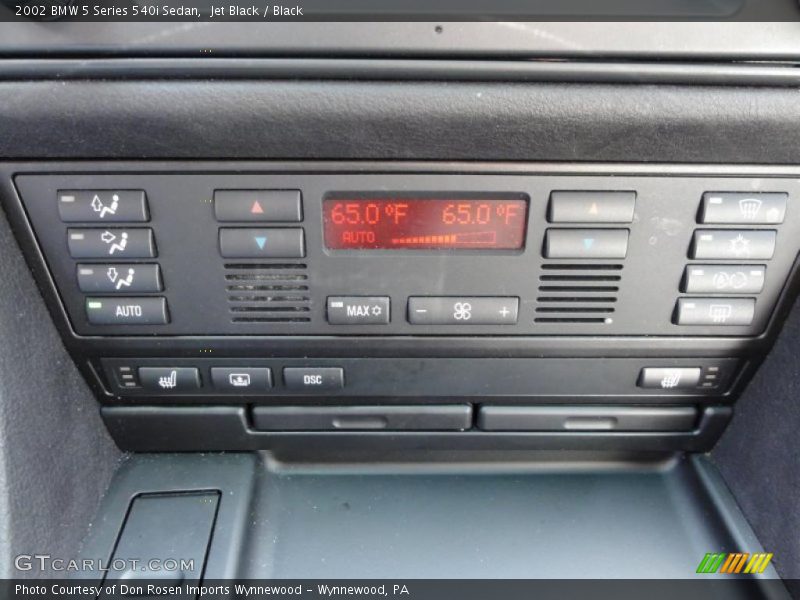 Controls of 2002 5 Series 540i Sedan