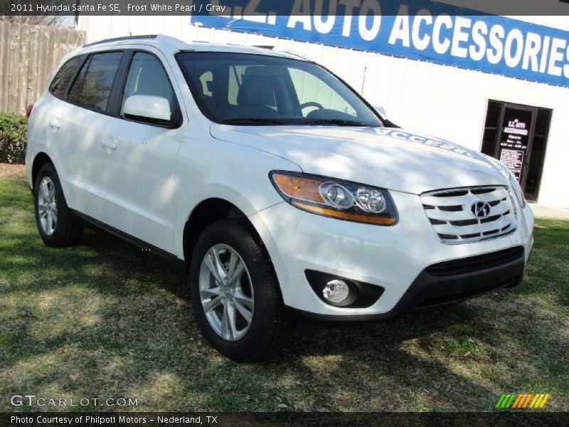 Frost White Pearl / Gray 2011 Hyundai Santa Fe SE