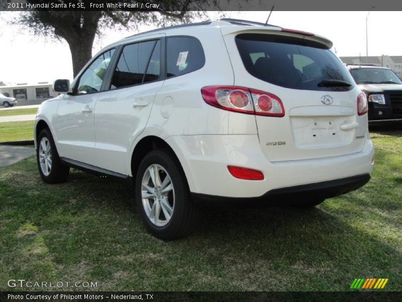Frost White Pearl / Gray 2011 Hyundai Santa Fe SE