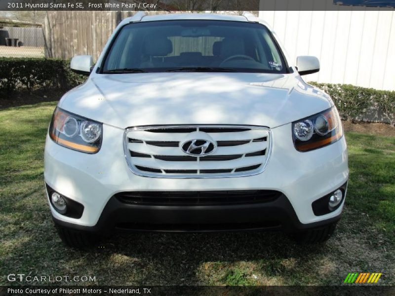 Frost White Pearl / Gray 2011 Hyundai Santa Fe SE