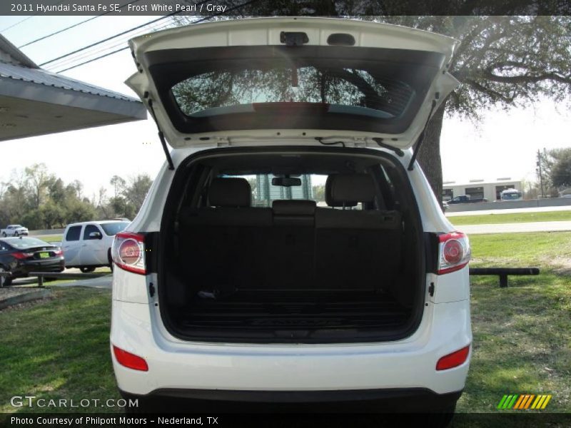 Frost White Pearl / Gray 2011 Hyundai Santa Fe SE
