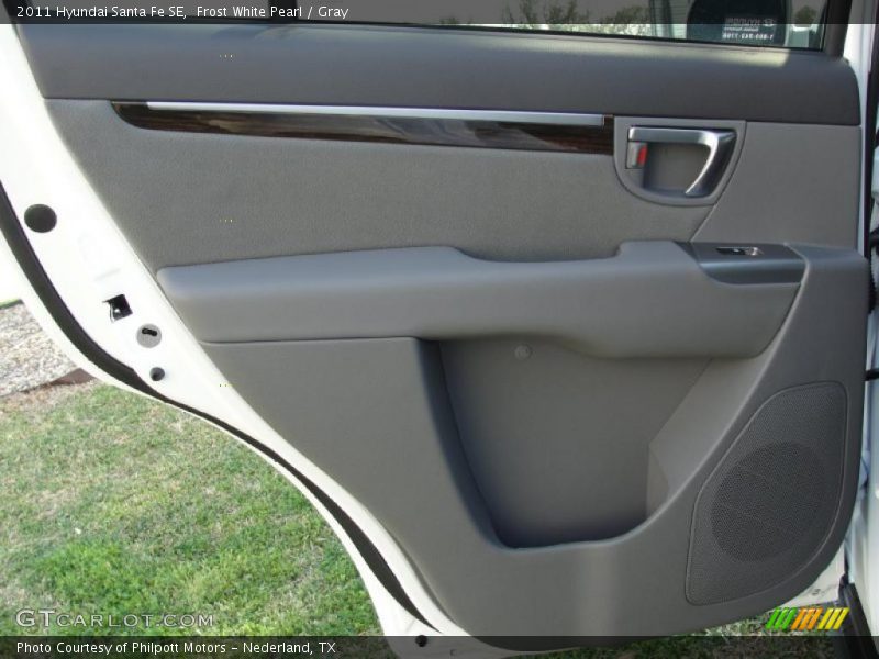 Frost White Pearl / Gray 2011 Hyundai Santa Fe SE