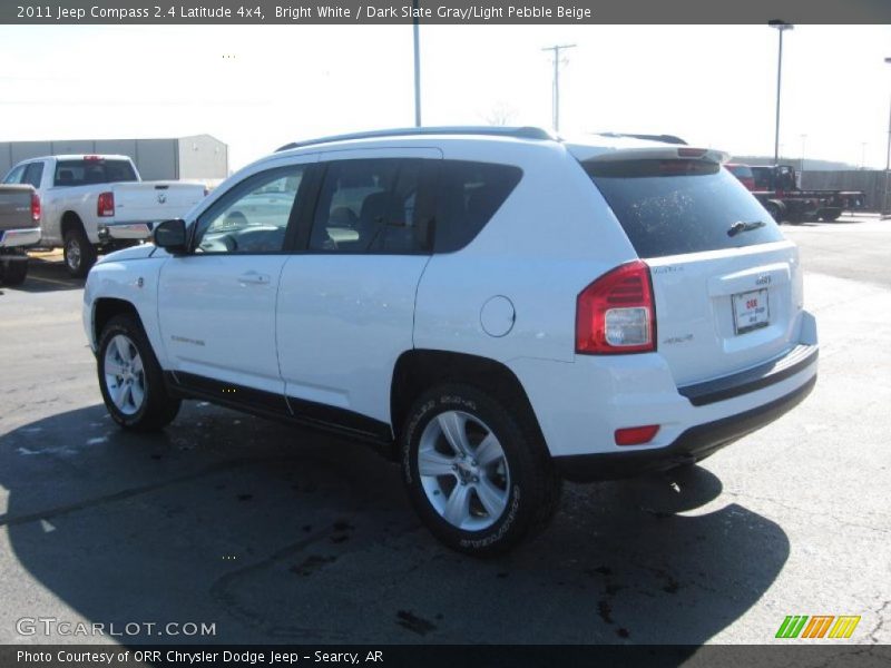 Bright White / Dark Slate Gray/Light Pebble Beige 2011 Jeep Compass 2.4 Latitude 4x4