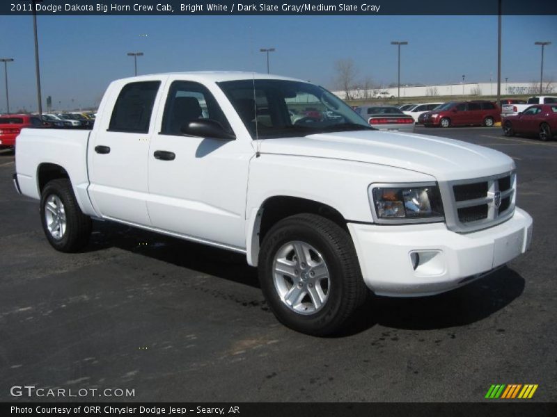 Front 3/4 View of 2011 Dakota Big Horn Crew Cab