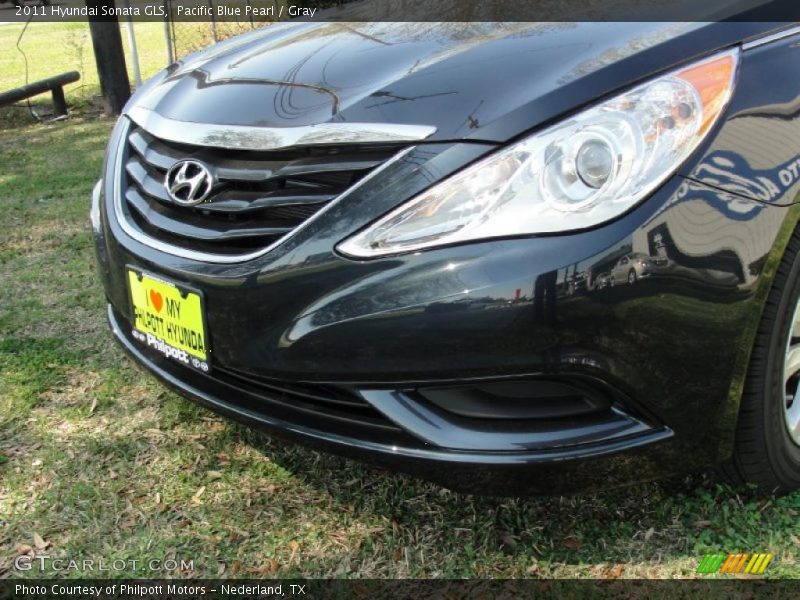 Pacific Blue Pearl / Gray 2011 Hyundai Sonata GLS