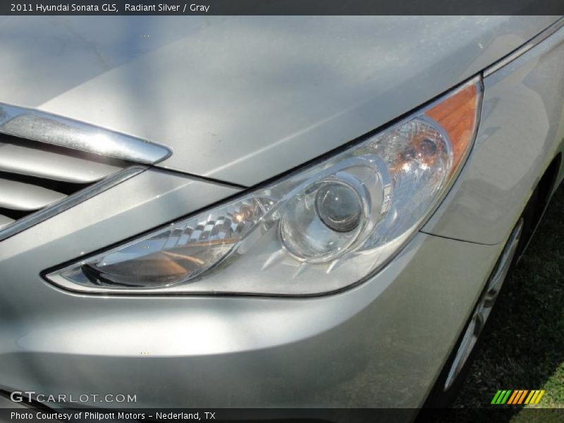 Radiant Silver / Gray 2011 Hyundai Sonata GLS