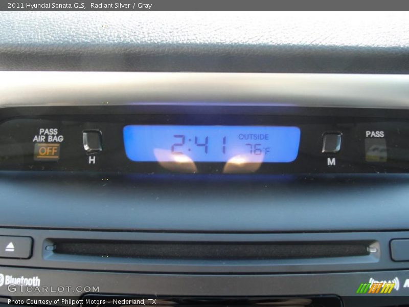 Radiant Silver / Gray 2011 Hyundai Sonata GLS