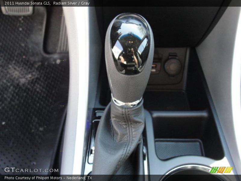 Radiant Silver / Gray 2011 Hyundai Sonata GLS