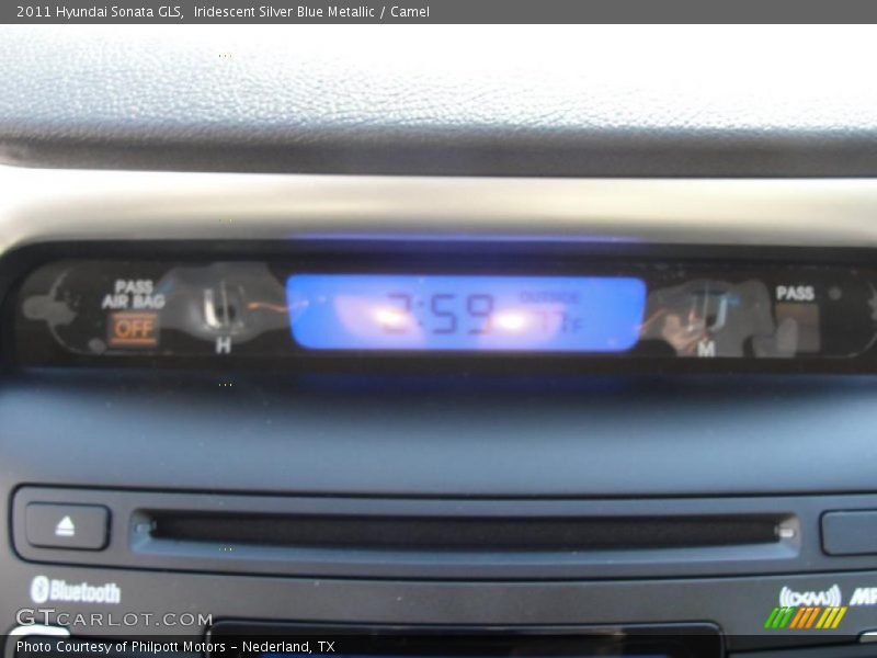 Iridescent Silver Blue Metallic / Camel 2011 Hyundai Sonata GLS