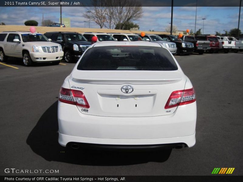 Super White / Ash 2011 Toyota Camry SE