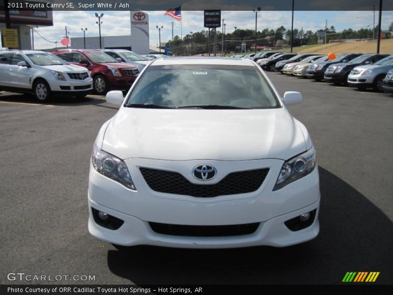 Super White / Ash 2011 Toyota Camry SE