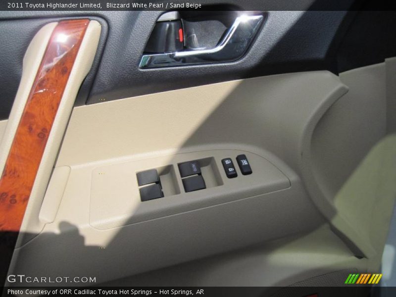 Blizzard White Pearl / Sand Beige 2011 Toyota Highlander Limited