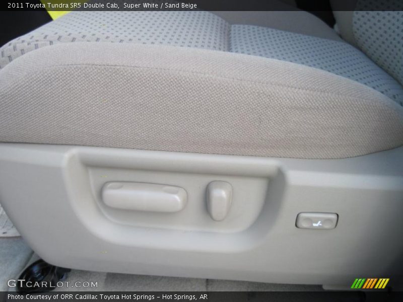 Super White / Sand Beige 2011 Toyota Tundra SR5 Double Cab